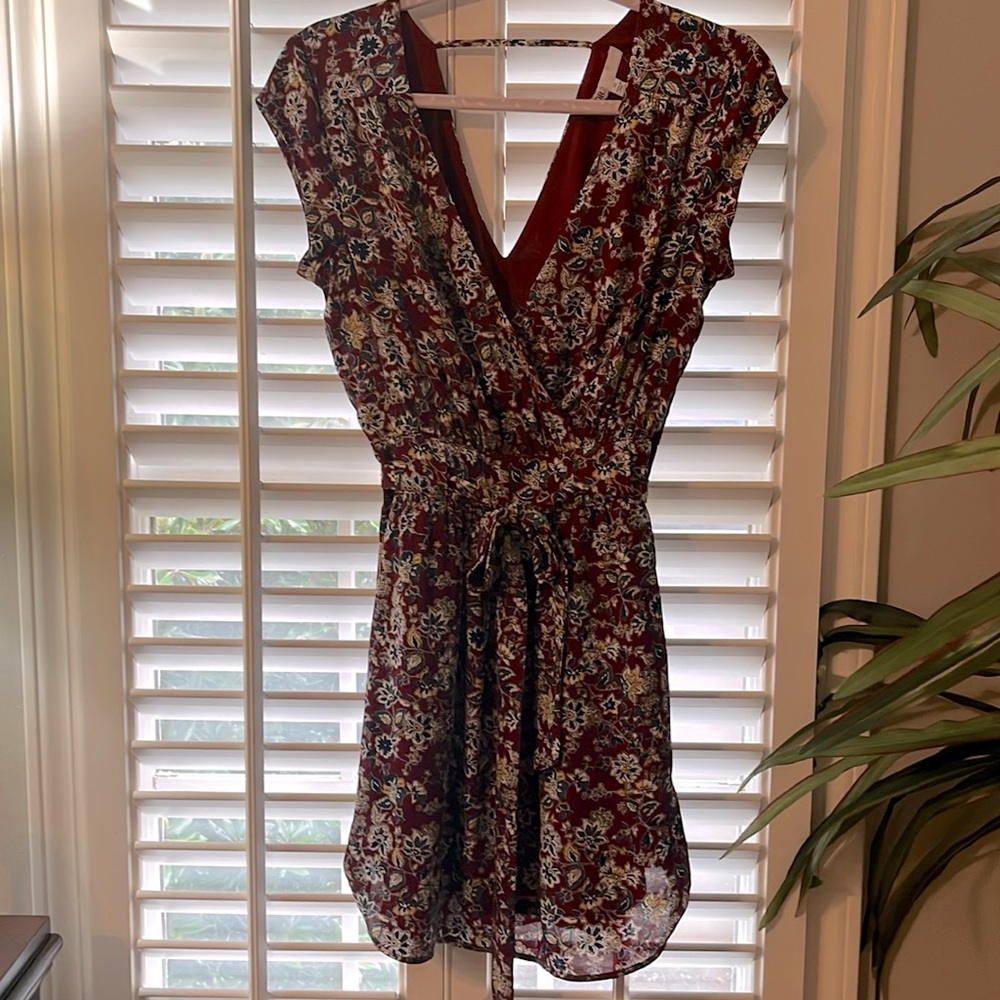 DR2 by Daniel Rainn faux wrap floral dress.  NWOT XS